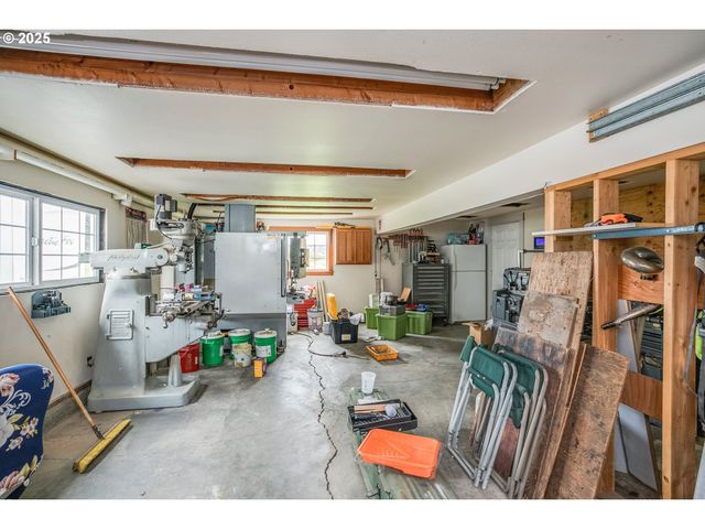 91681 YOUNGS RIVER Rd, Astoria, OR 97103