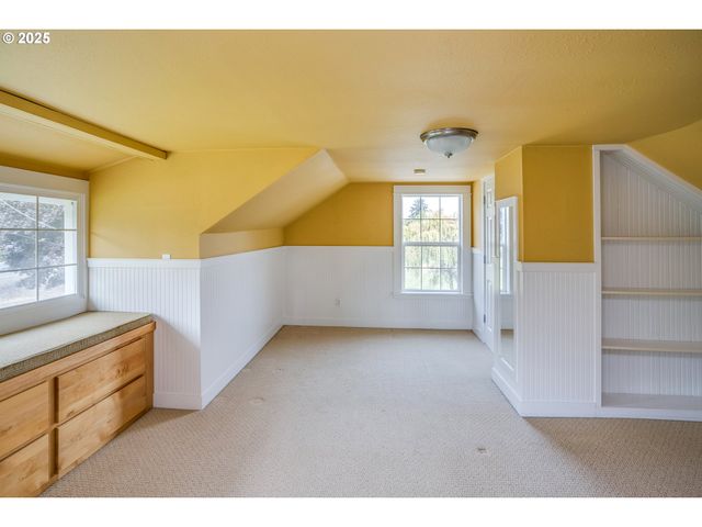 91681 YOUNGS RIVER Rd, Astoria, OR 97103