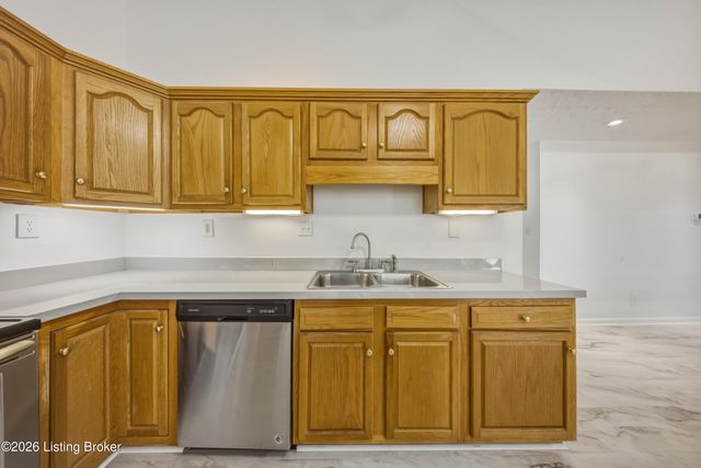 13010 Bessels Blvd, Louisville, KY 40272