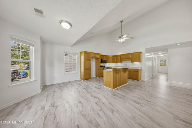 13010 Bessels Blvd, Louisville, KY 40272