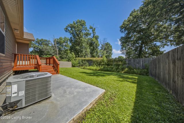 13010 Bessels Blvd, Louisville, KY 40272