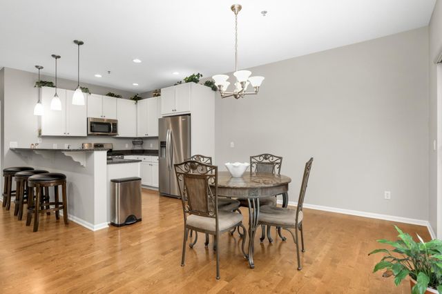 17710 Valley Cove Court, Wayzata, MN 55391