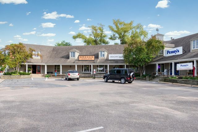 17710 Valley Cove Court, Wayzata, MN 55391