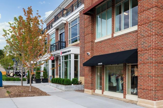 17710 Valley Cove Court, Wayzata, MN 55391