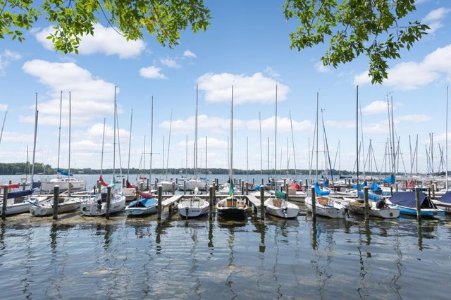 17710 Valley Cove Court, Wayzata, MN 55391