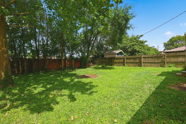 345 Larkwood Drive, Lexington, KY 40509