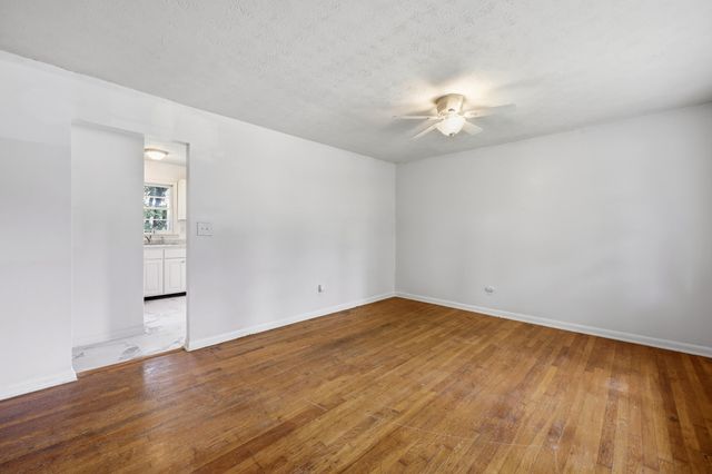 345 Larkwood Drive, Lexington, KY 40509