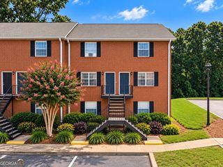 2165 S Milledge Avenue F12, Athens, GA 30605