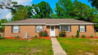 1202 Sunshine Drive, Crestview, FL 32539
