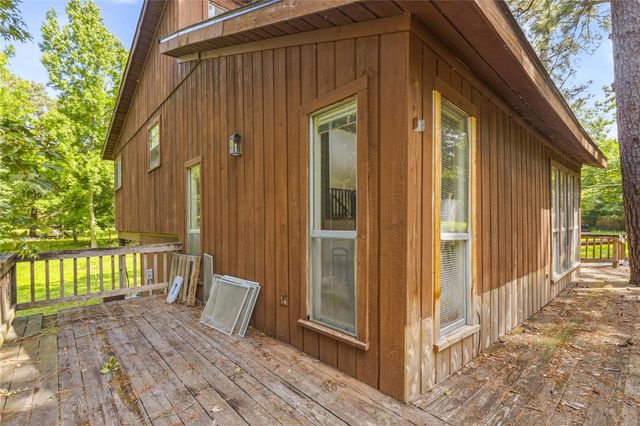 155 Meadow Lake Drive, Trinity, TX 75862