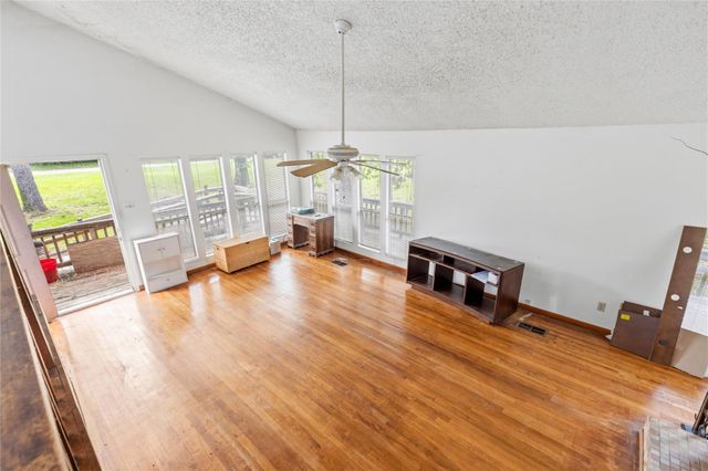 155 Meadow Lake Drive, Trinity, TX 75862