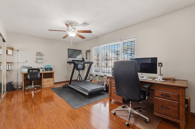 13916 Paseo Vista NE, Albuquerque, NM 87123