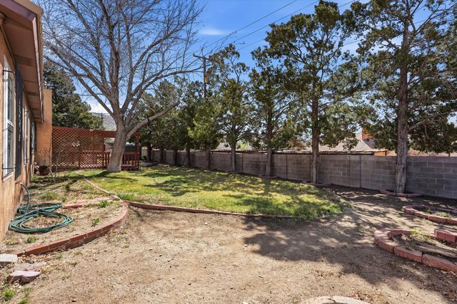 13916 Paseo Vista NE, Albuquerque, NM 87123