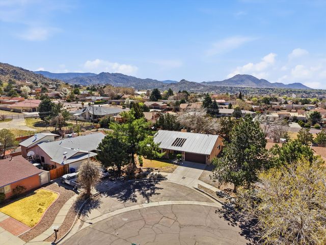 13916 Paseo Vista NE, Albuquerque, NM 87123