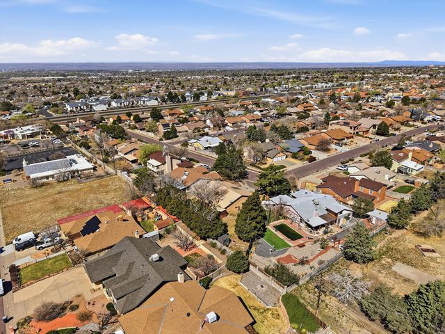 13916 Paseo Vista NE, Albuquerque, NM 87123