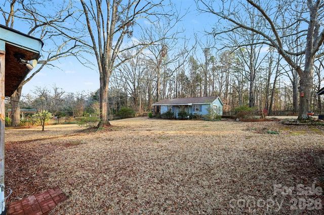 1343 Cedar Pines Lake Road, Lancaster, SC 29720