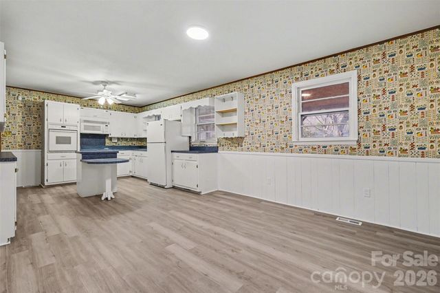 1343 Cedar Pines Lake Road, Lancaster, SC 29720