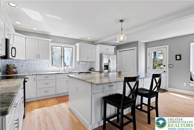 3646 Sturbridge Place, South Whitehall Twp, PA 18104