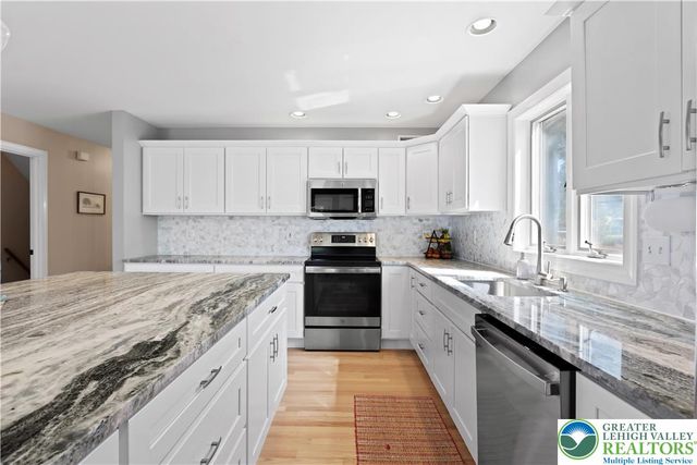 3646 Sturbridge Place, South Whitehall Twp, PA 18104
