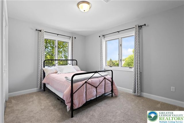 3646 Sturbridge Place, South Whitehall Twp, PA 18104