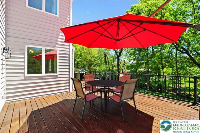 3646 Sturbridge Place, South Whitehall Twp, PA 18104
