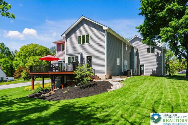 3646 Sturbridge Place, South Whitehall Twp, PA 18104