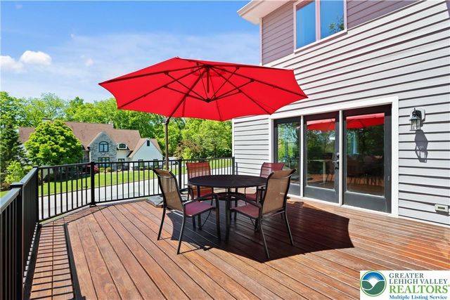 3646 Sturbridge Place, South Whitehall Twp, PA 18104