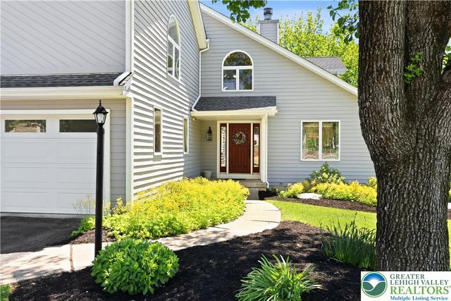 3646 Sturbridge Place, South Whitehall Twp, PA 18104