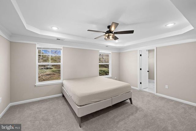 5835 SMITH STATION RD, Fredericksburg, VA 22407