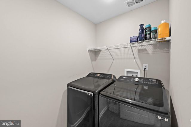 5835 SMITH STATION RD, Fredericksburg, VA 22407