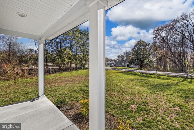 5835 SMITH STATION RD, Fredericksburg, VA 22407