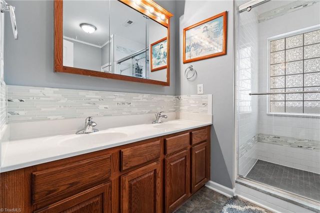 1820 Beeson Park Lane, Kernersville, NC 27284