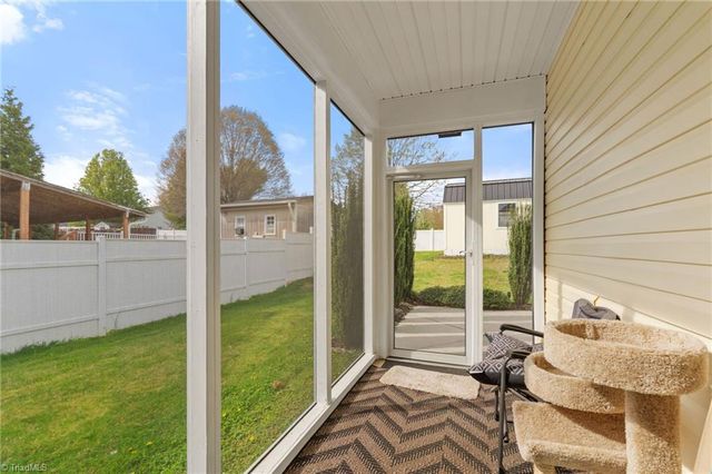 1820 Beeson Park Lane, Kernersville, NC 27284