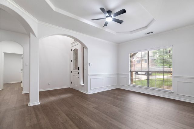 907 Greenfield Court, Kennedale, TX 76060