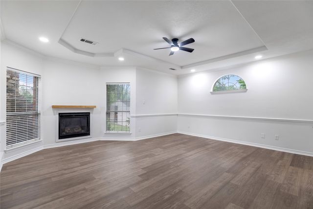 907 Greenfield Court, Kennedale, TX 76060