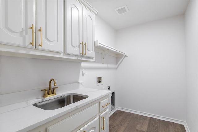 907 Greenfield Court, Kennedale, TX 76060