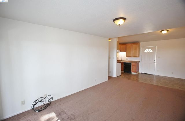 21379 Gary Dr 14, Hayward, CA 94546