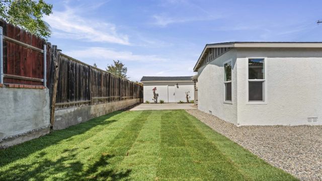 1294 E Mission, Escondido, CA 92027