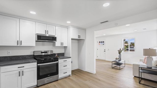 1294 E Mission, Escondido, CA 92027