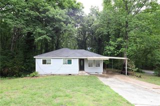 6096 Blackhawk Trail, Mableton, GA 30126