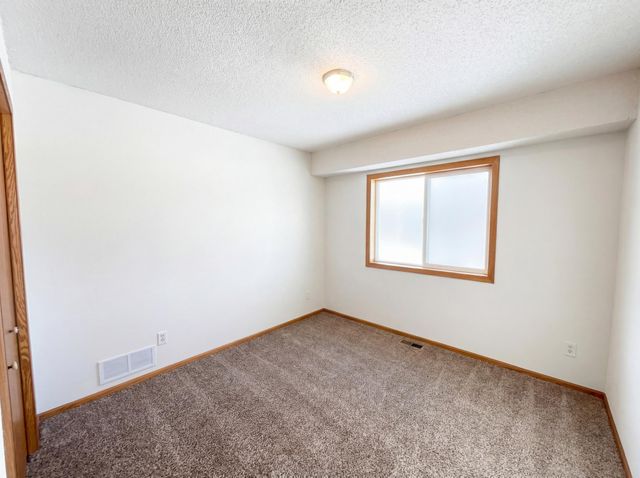 209 Grand Avenue NE, Saint Michael, MN 55376