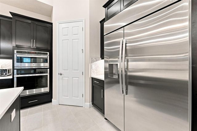 10370 MEADOWRUN DRIVE, Lithia, FL 33547