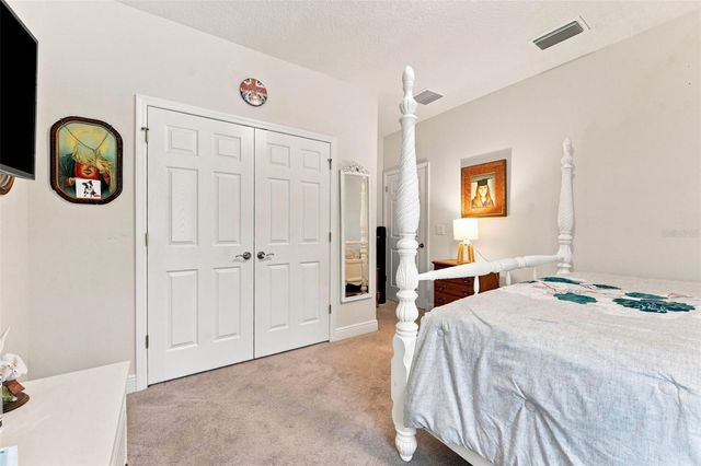 10370 MEADOWRUN DRIVE, Lithia, FL 33547
