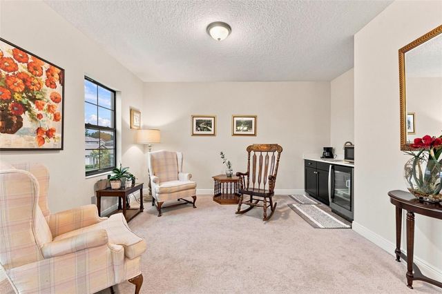 10370 MEADOWRUN DRIVE, Lithia, FL 33547
