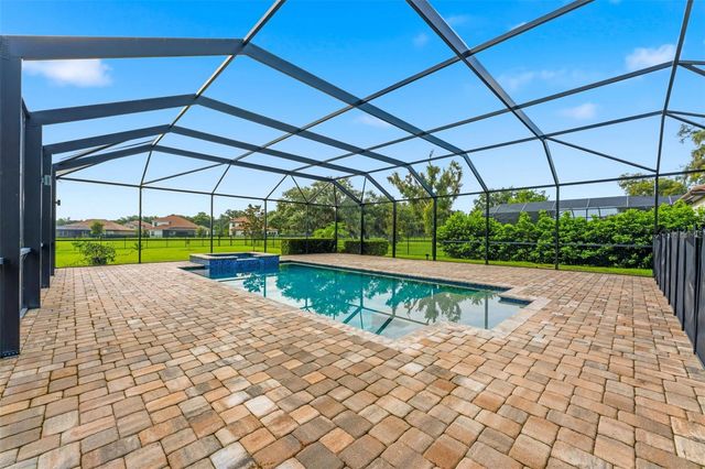 10370 MEADOWRUN DRIVE, Lithia, FL 33547