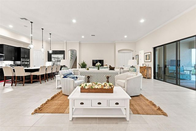 10370 MEADOWRUN DRIVE, Lithia, FL 33547