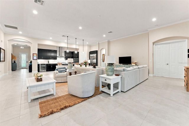 10370 MEADOWRUN DRIVE, Lithia, FL 33547