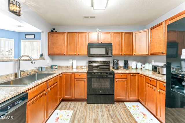 1709 Watauga Street, Sevierville, TN 37876