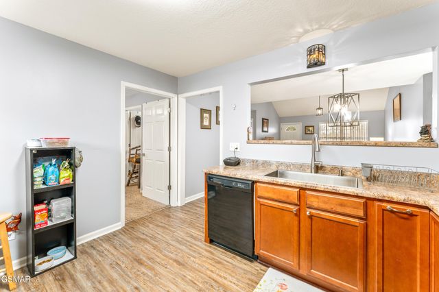 1709 Watauga Street, Sevierville, TN 37876