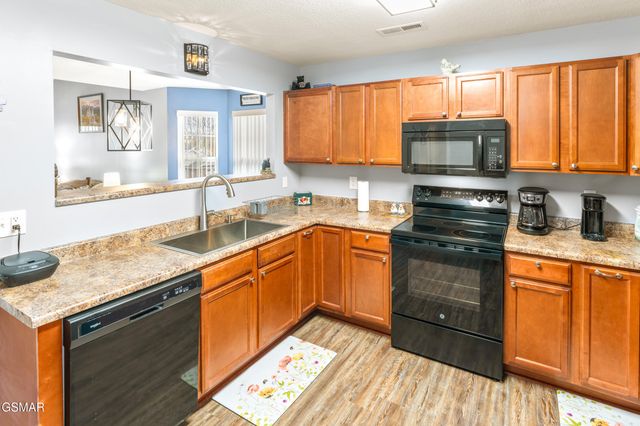 1709 Watauga Street, Sevierville, TN 37876